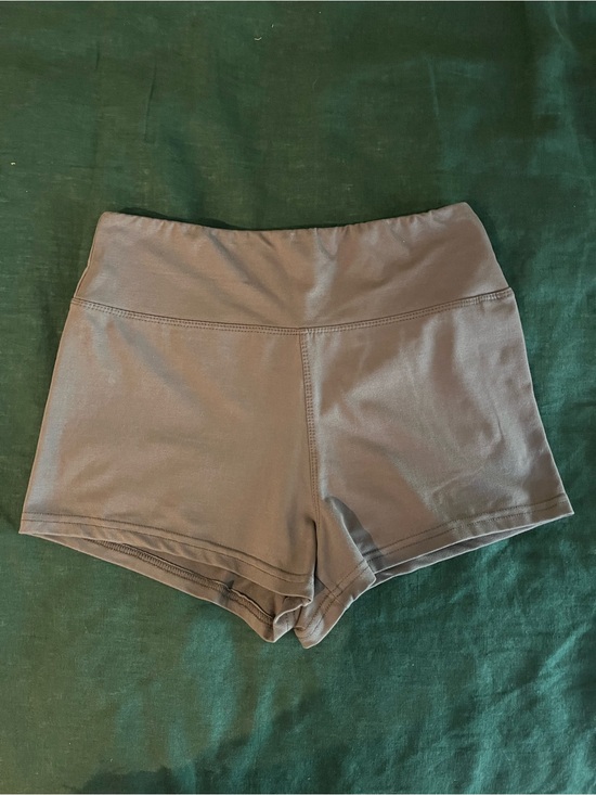 Pants - High-Waist Women's Active Shorts in Gray